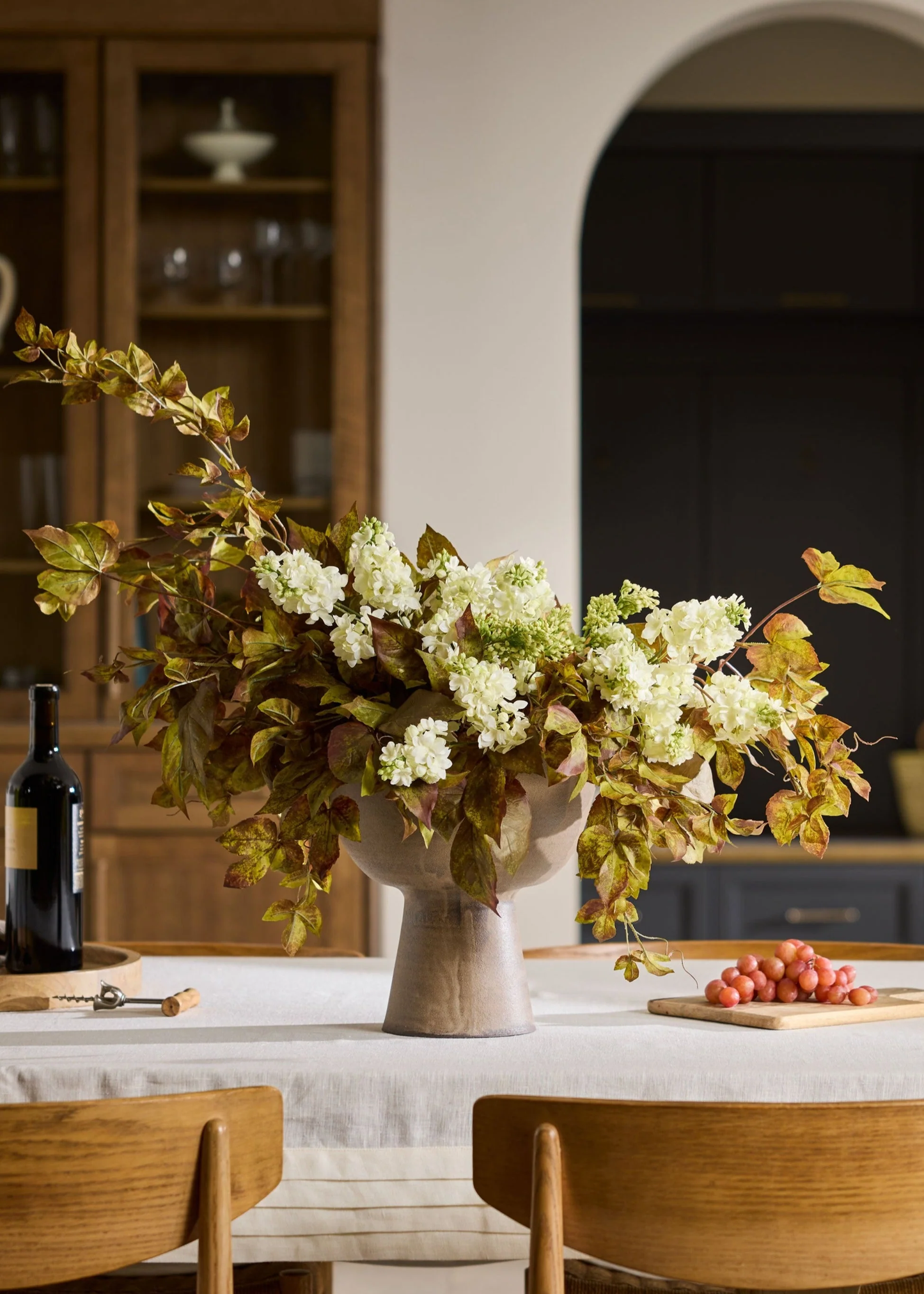 Fake Flowers Lilacs in Cream — 18"