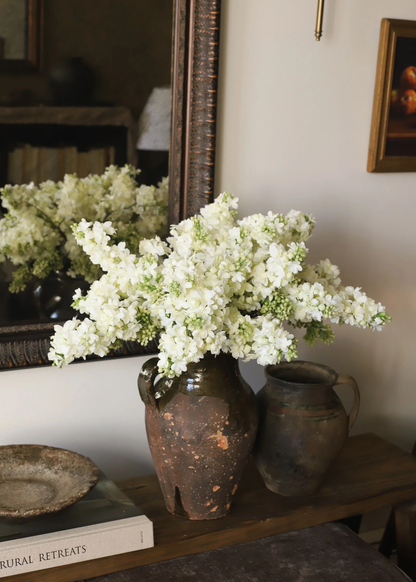 Fake Flowers Lilacs in Cream — 18"